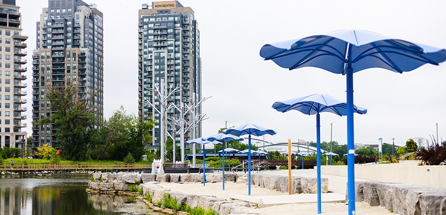 Scenery around the park and beach